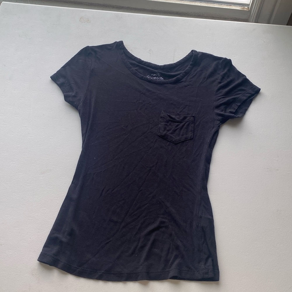 Black tight fitted t-shirt